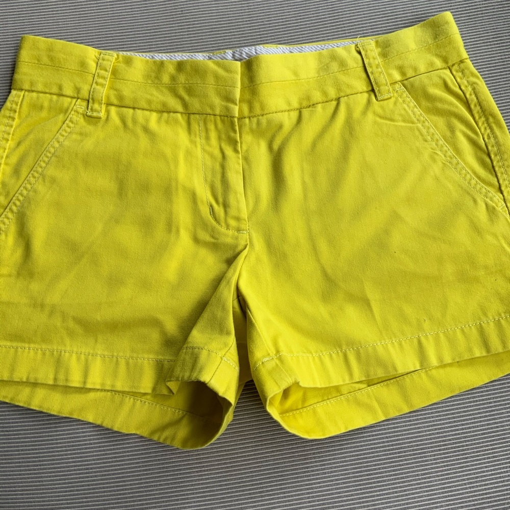 Woman’s JCrew Chino short size 4.